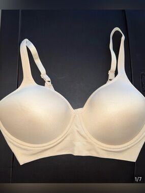 Truekind Wireless Lift T-Shirt Bra. Chai. Medium
